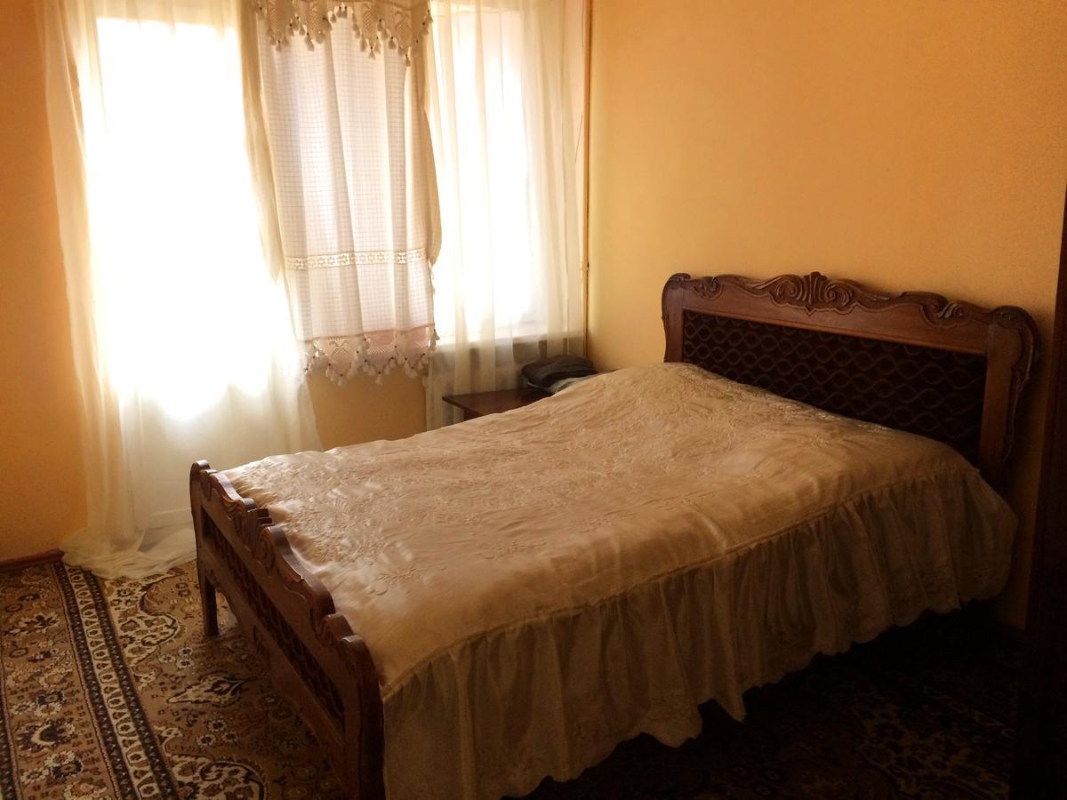 Parisis B&B In Alaverdi Eksteriør billede