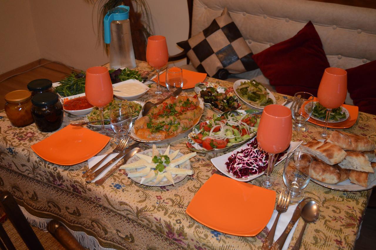 Parisis B&B In Alaverdi Eksteriør billede