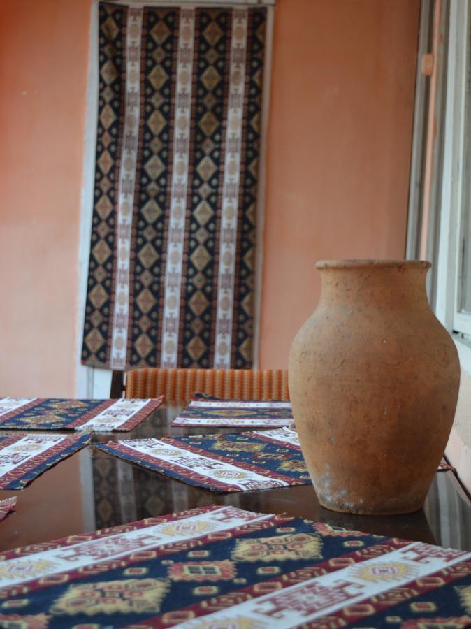 Parisis B&B In Alaverdi Eksteriør billede